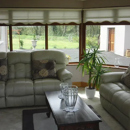 Bed & Breakfast Woodlands House Farranfore