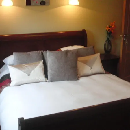 Bed & Breakfast Woodlands House Farranfore