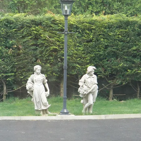 Bed & Breakfast Woodlands House