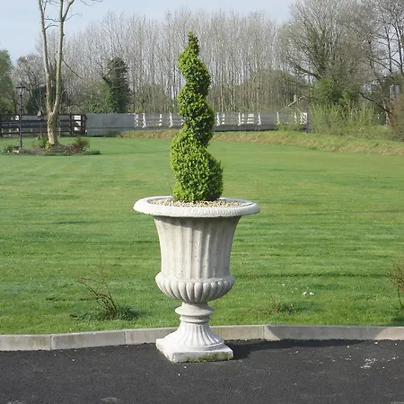 Bed & Breakfast Woodlands House 3*
